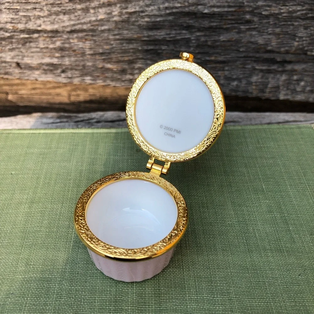 Precious Moments Pink and Gold Trinket Box tooth fairy Pill box Sad eyes Hinged - Picture 8 of 10